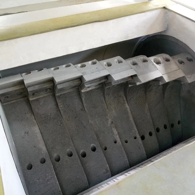 Vernichtung von Kunststoffgelenken Kunststoffvernichtungsmaschine Recyclingvernichtungsmaschine