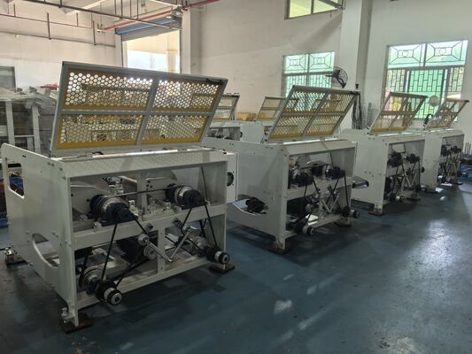 Automatische 20K Doppelstation verdrehte Papierseilmaschine Hochgeschwindigkeit für die Papierseilherstellung